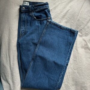 Abercrombie & Fitch Curve Love High Rise 90s Relaxed Jean